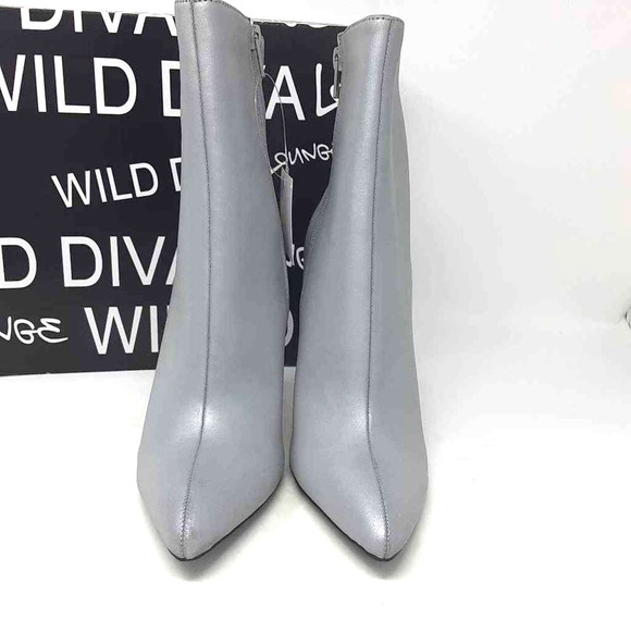 NIB IRIDESCENT Women Giselle HEEL Boots Silver 7.5 - Picture 10 of 14